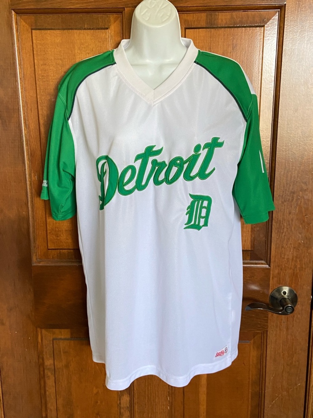 Stitches Detroit Tigers St. Patrick's Day jersey merchandise collection Size M